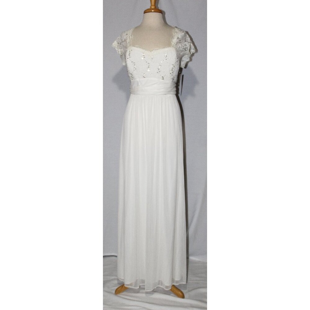 Eureka #2025 Long Formal Gown in Chiffon and Lace-Size 3X-Ivory-NEW W/Tags